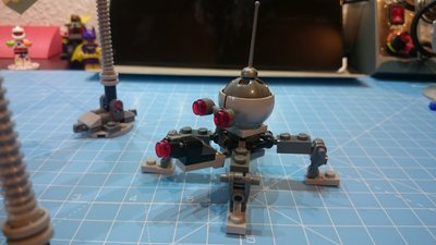 Review LEPIN 05025 - Homing Spider Droid