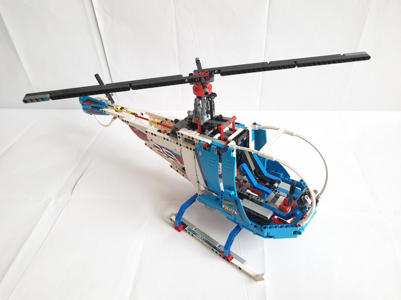 MOC 24128 42077: Nighthawk Helicopter by Tomik