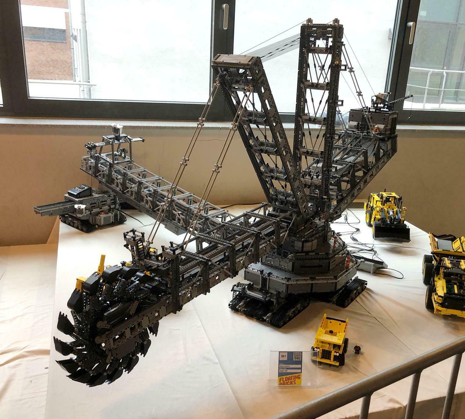 TECHNIC MOC-42055 Giant Bucket Wheel Excavator MOCBRICKLAND