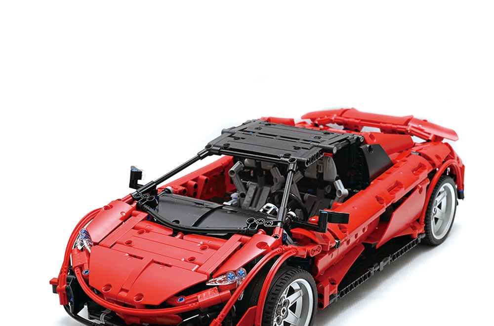 MOC 6332 (red) McLaren 675 LT Spider by Jeroen Ottens