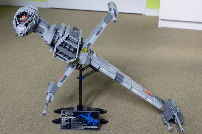 Review LEPIN 05045 1