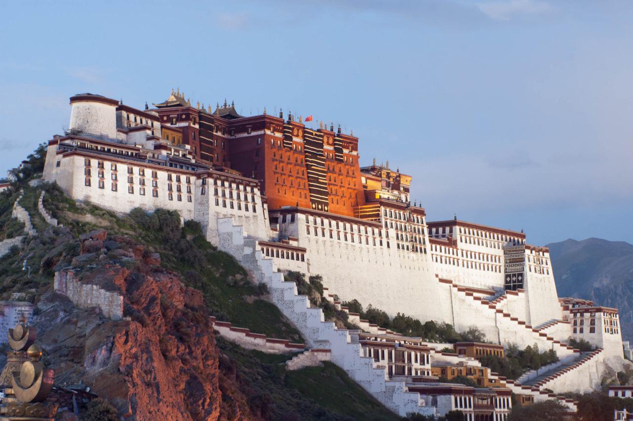 Modular Buildings Zhegao QL0960 Potala Palace, Tibet, China 