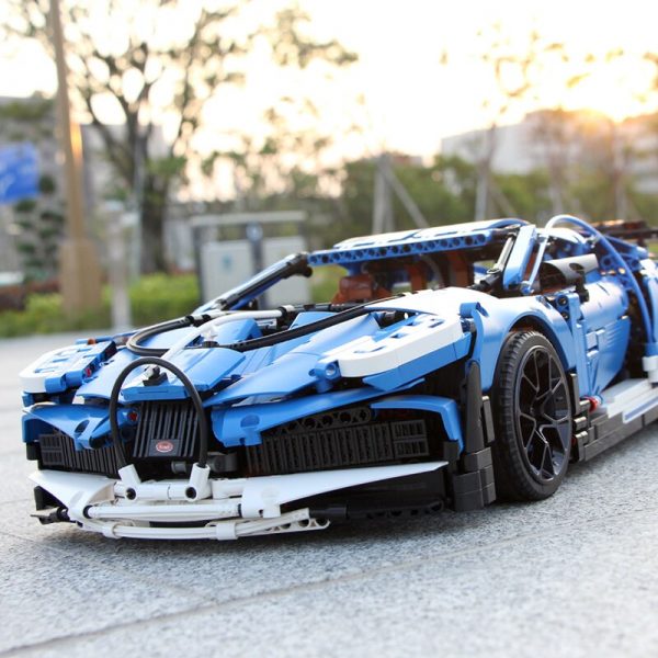 Mould King MOC 13125 Technic Series Bugattis Chiron Sport Racing Car Model Building Blocks Bricks compatible 4