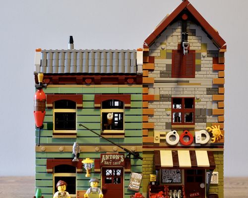 MOCBRICKLAND MOC-40048 Modular Bait Shop and Grocery