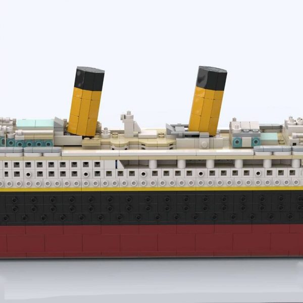 CREATOR MOC 90626 Titanic by bru bri mocs MOCBRICKLAND 3