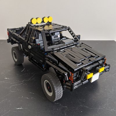MOCBRICKLAND MOC 43124 Toyota SR5 Xtra Cab 4×4 Pickup Truck Hilux – Back To The Future 3