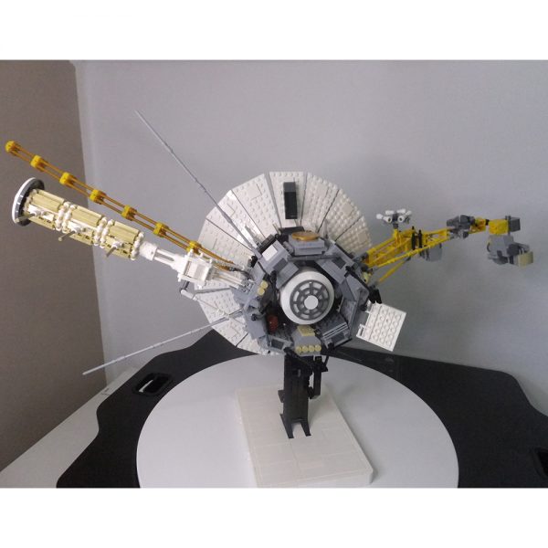 Space MOC 71157 Voyager 1 2 scale 112 MOCBRICKLAND 7
