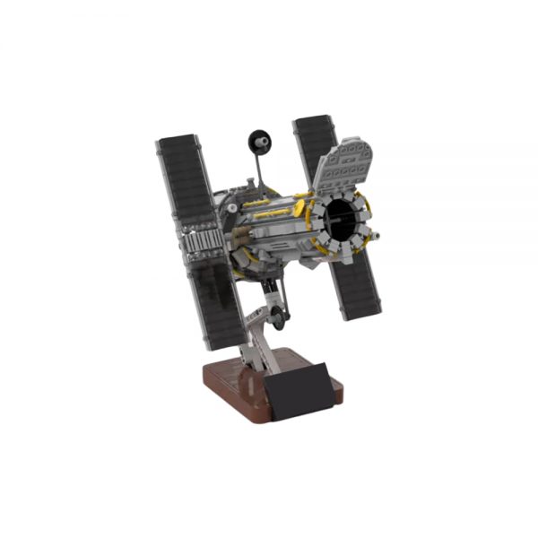 MOC 105060 Hubble Space Telescope 9